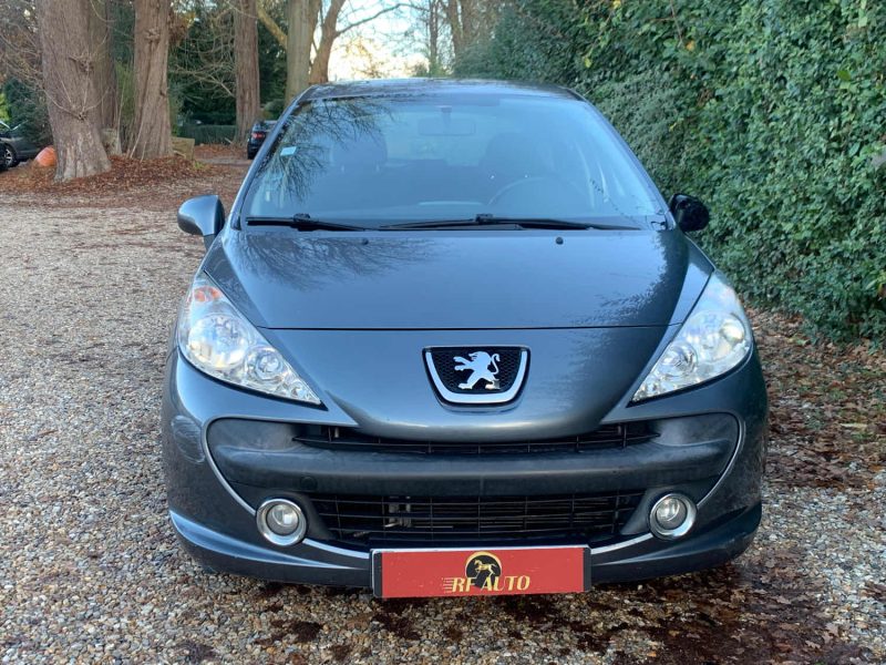 PEUGEOT 207 1.6 HDI 90 EXECUTIVE 2008