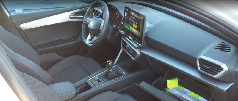 SEAT LEON 1.5 TSI 115 CV FR VIRTUAL COCKPIT SPECIAL EXPORT ALGERIE PRIX HT 