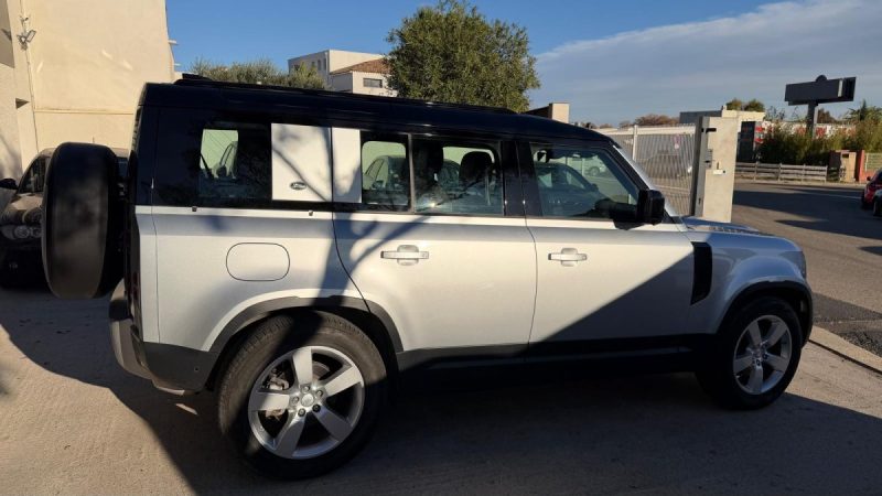 LAND ROVER  DEFENDER 110 D240 BVA8 SE 7 PLACES 