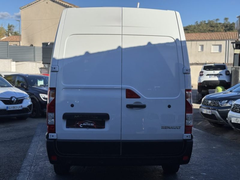 RENAULT MASTER F3300 L2H2 2.3 BLUE DCI 150CHEURO6 2023 ttc