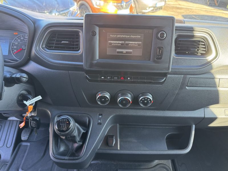 RENAULT MASTER F3300 L2H2 2.3 BLUE DCI 150CHEURO6 2023 ttc