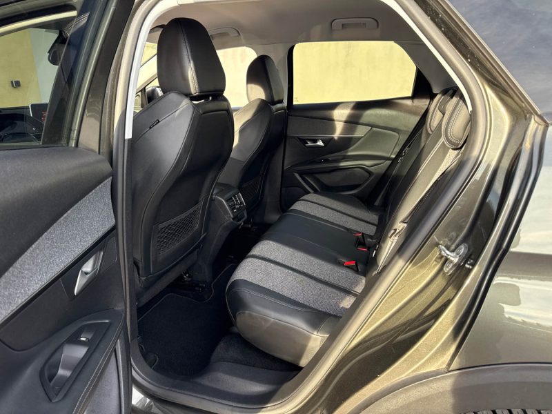 PEUGEOT 3008 II 1.5 BlueHDi 130 ch Allure S&S EAT8