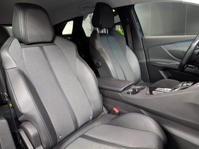 PEUGEOT 3008 HYBRID 225CH ALLURE PACK E-EAT8