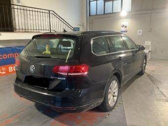 VOLKSWAGEN PASSAT  2.0 TDI BUSINESS LINE BLUEMOTION TECH. 2015 - 99931 KM  