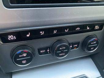 VOLKSWAGEN PASSAT  2.0 TDI BUSINESS LINE BLUEMOTION TECH. 2015 - 99931 KM  