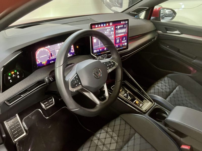 VOLKSWAGEN GOLF 2.0 TDI SCR 150 LIFE PLUS DSG 2024