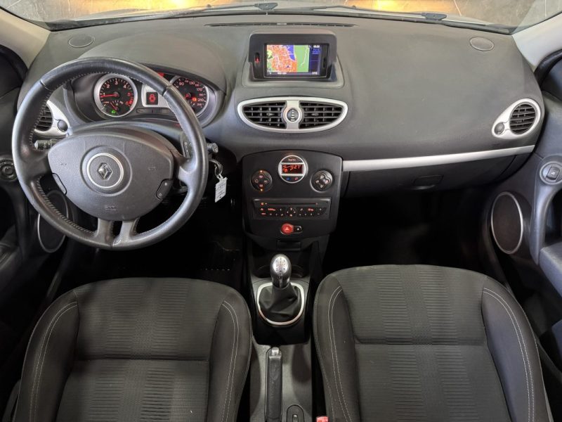 RENAULT CLIO III AUTHENTIQUE 1.5DCI 70 2010