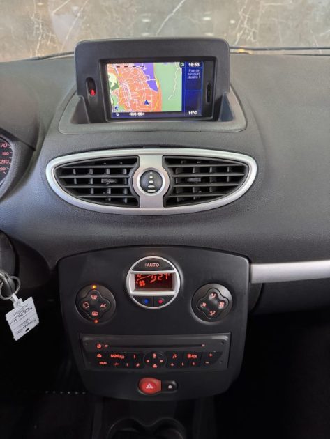 RENAULT CLIO III AUTHENTIQUE 1.5DCI 70 2010