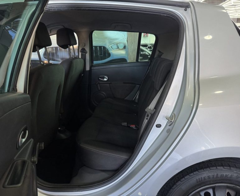 RENAULT CLIO III AUTHENTIQUE 1.5DCI 70 2010