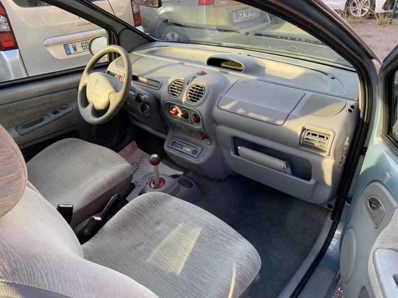 RENAULT TWINGO PERRIER 1.2 16V QUICKSHIFT 5 2002