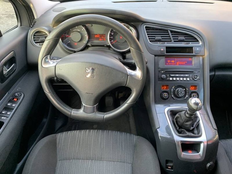 PEUGEOT 5008 1.6 HDI115 FAP ACTIVE 7PL 2013 première main