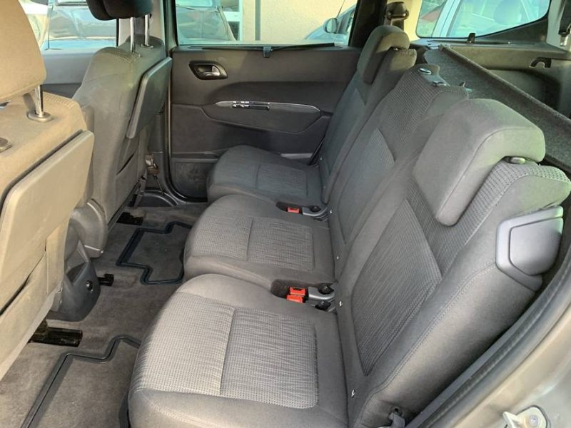 PEUGEOT 5008 1.6 HDI115 FAP ACTIVE 7PL 2013 première main