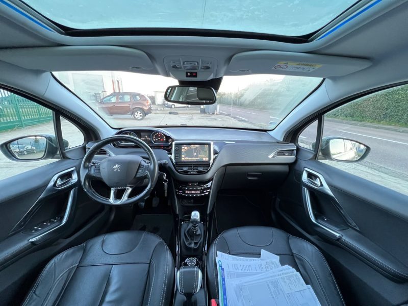 PEUGEOT 2008 - 2 1.6 120cv HDI  - 8V TURBO 2016 FELINE
