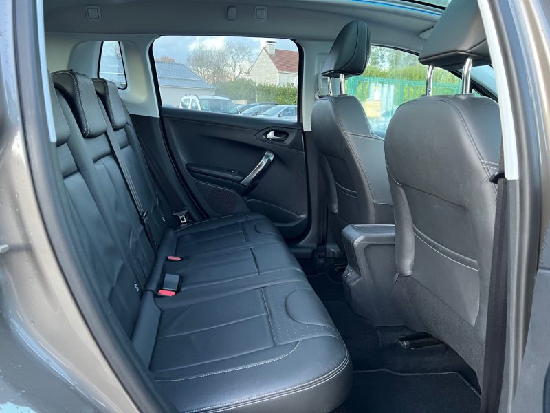 PEUGEOT 2008 - 2 1.6 120cv HDI  - 8V TURBO 2016 FELINE