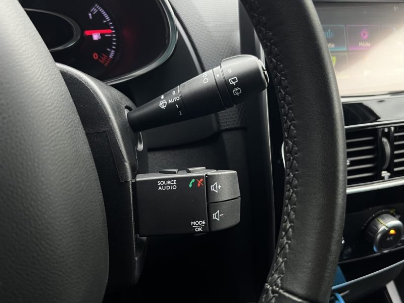 RENAULT CLIO 4 VI PHASE 2 LIMITED 1.2 16V 75 Cv 1ERE MAIN / 9250 Kms GPS CRIT AIR1 - GARANTIE 1 AN