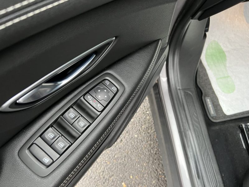 RENAULT GRAND SCENIC 4 IV INTENS 1.3 TCE 140 Cv 1ERE MAIN BOITE AUTO CAMERA 7 PLACES - GARANTIE 1 AN