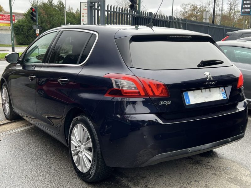 PEUGEOT 308 II ALLURE 1.6 HDI 120 Cv BOITE AUTO APPLE CARPLAY & ANDROID GPS CAMERA - GARANTIE 1 AN