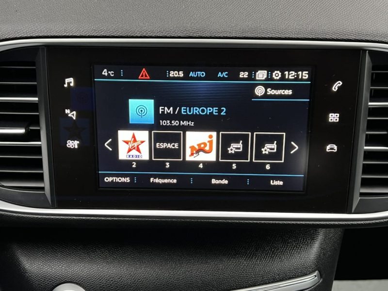 PEUGEOT 308 II ALLURE 1.6 HDI 120 Cv BOITE AUTO APPLE CARPLAY & ANDROID GPS CAMERA - GARANTIE 1 AN