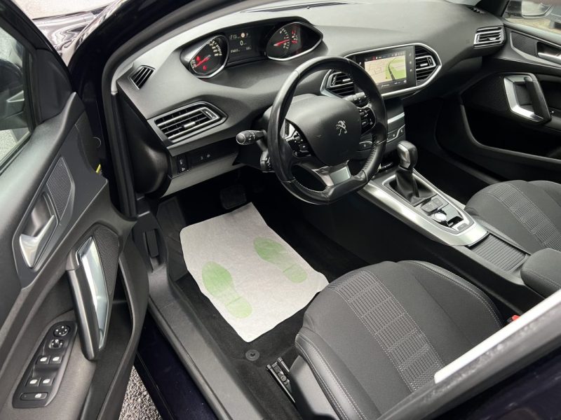 PEUGEOT 308 II ALLURE 1.6 HDI 120 Cv BOITE AUTO APPLE CARPLAY & ANDROID GPS CAMERA - GARANTIE 1 AN