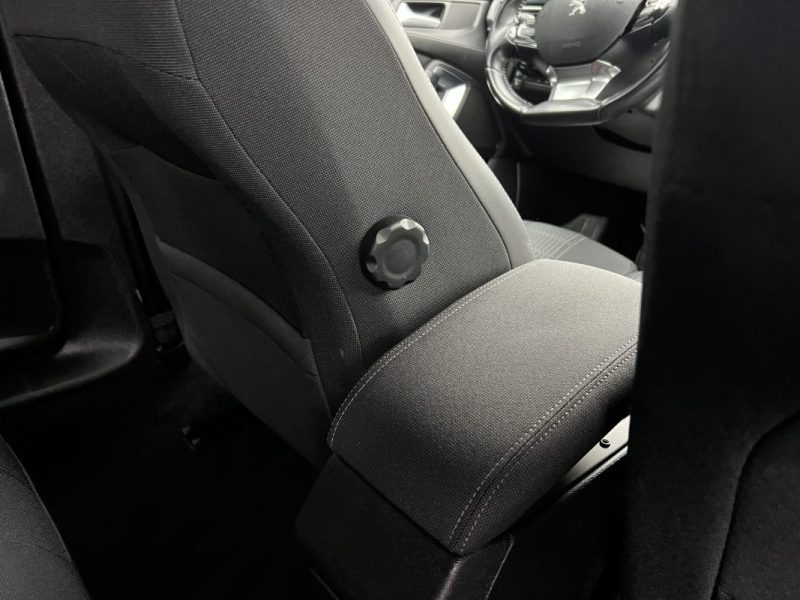 PEUGEOT 308 II ALLURE 1.6 HDI 120 Cv BOITE AUTO APPLE CARPLAY & ANDROID GPS CAMERA - GARANTIE 1 AN