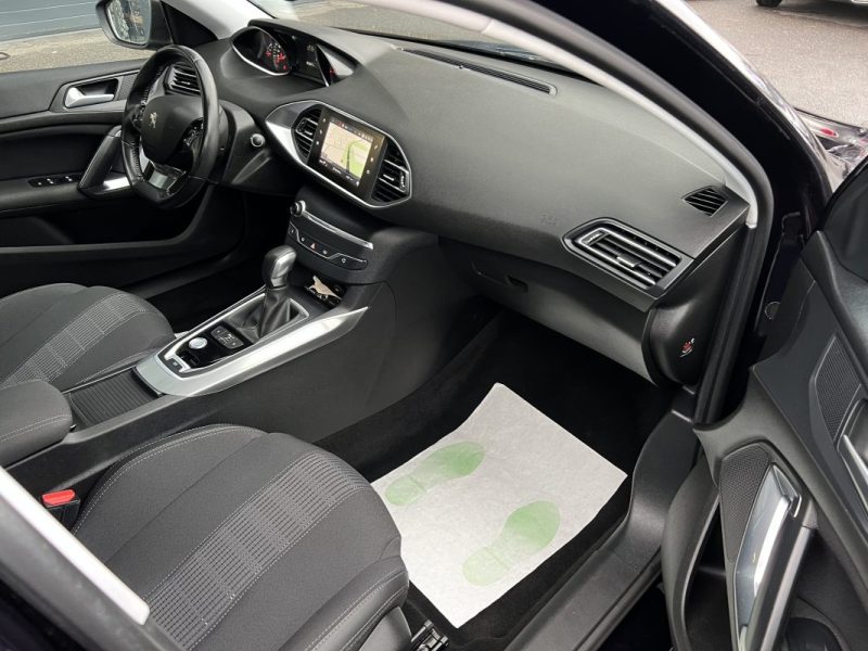 PEUGEOT 308 II ALLURE 1.6 HDI 120 Cv BOITE AUTO APPLE CARPLAY & ANDROID GPS CAMERA - GARANTIE 1 AN