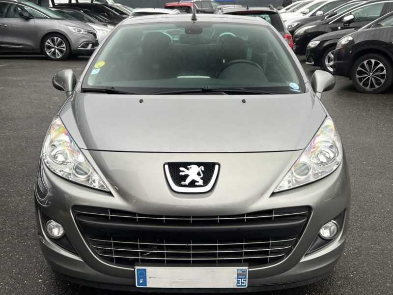 PEUGEOT 207 CC CABRIOLET PHASE 2 ROLAND GARROS 1.6 HDI 112 Cv 1ERE MAIN CRIT AIR 2 - GARANTIE 1 AN