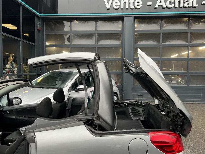 PEUGEOT 207 CC CABRIOLET PHASE 2 ROLAND GARROS 1.6 HDI 112 Cv 1ERE MAIN CRIT AIR 2 - GARANTIE 1 AN