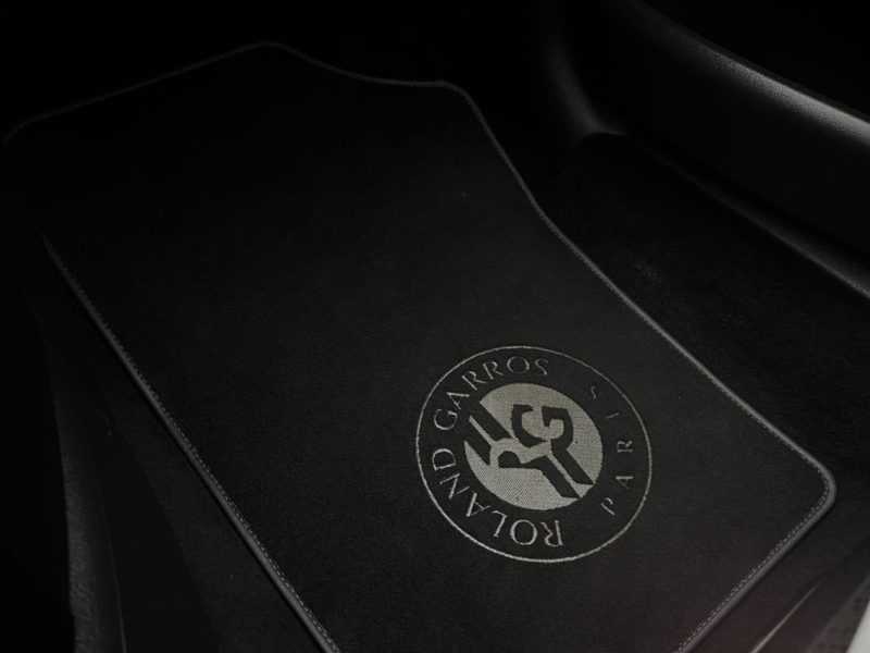 PEUGEOT 207 CC CABRIOLET PHASE 2 ROLAND GARROS 1.6 HDI 112 Cv 1ERE MAIN CRIT AIR 2 - GARANTIE 1 AN