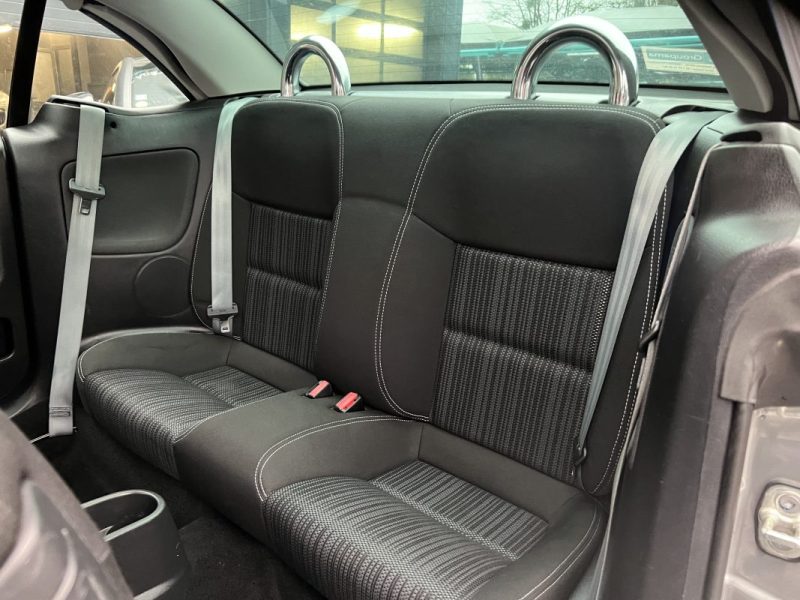 PEUGEOT 207 CC CABRIOLET PHASE 2 ROLAND GARROS 1.6 HDI 112 Cv 1ERE MAIN CRIT AIR 2 - GARANTIE 1 AN