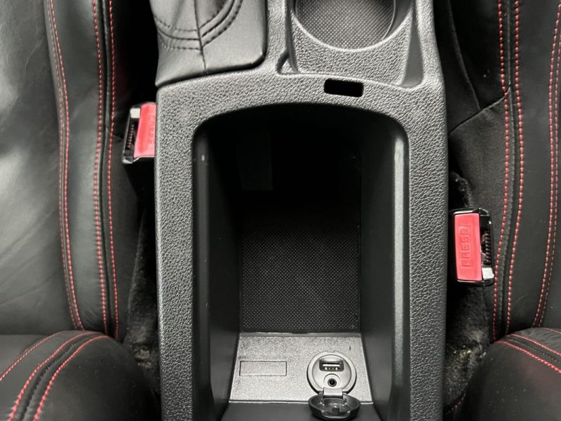 PEUGEOT RCZ PHASE 2 RED CARBON 2.0 HDI 163 Cv 1ERE MAIN / ORIGINE FRANCE CRIT AIR 2 - Garantie 1an