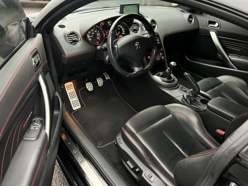 PEUGEOT RCZ PHASE 2 RED CARBON 2.0 HDI 163 Cv 1ERE MAIN / ORIGINE FRANCE CRIT AIR 2 - Garantie 1an