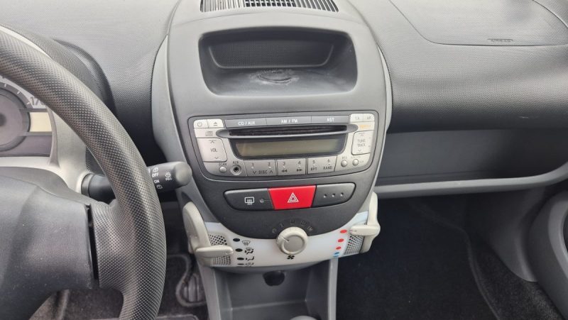 TOYOTA AYGO 1.0 VVT-I 68 ch UP 