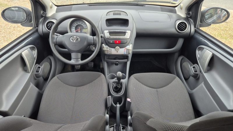 TOYOTA AYGO 1.0 VVT-I 68 ch UP 
