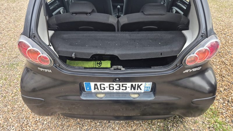 TOYOTA AYGO 1.0 VVT-I 68 ch UP 