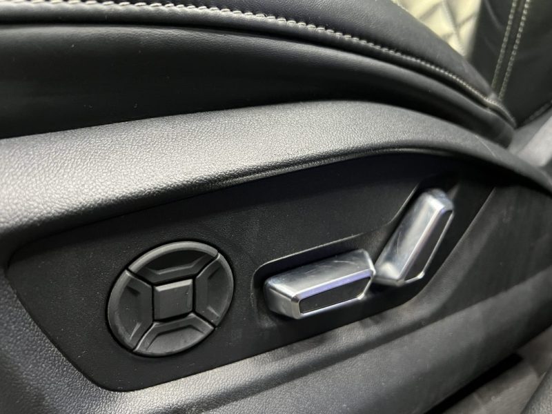 Audi Q8 60 TFSI E Quattro - 462CH - S-line - Toit ouvrant - Attelage électrique - 2ème main 