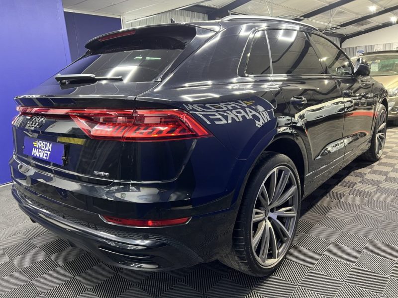 Audi Q8 60 TFSI E Quattro - 462CH - S-line - Toit ouvrant - Attelage électrique - 2ème main 