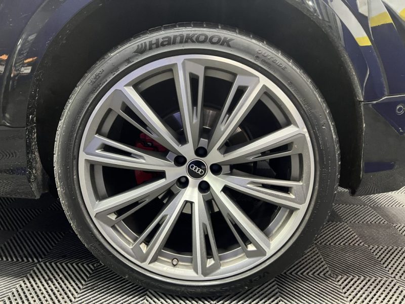 Audi Q8 60 TFSI E Quattro - 462CH - S-line - Toit ouvrant - Attelage électrique - 2ème main 