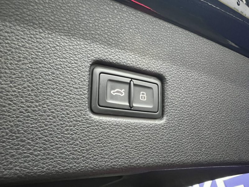 Audi Q8 60 TFSI E Quattro - 462CH - S-line - Toit ouvrant - Attelage électrique - 2ème main 