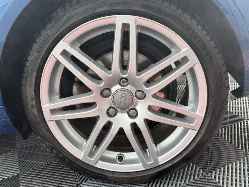 AUDI A3 2.0 TDI 140 AMBIENTE QUATTRO 2009 Garantie 12 mois