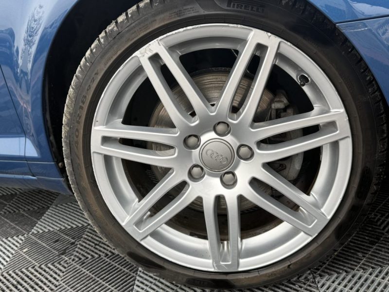 AUDI A3 2.0 TDI 140 AMBIENTE QUATTRO 2009 Garantie 12 mois