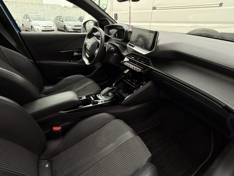 PEUGEOT 208 - 2 1.2 PURETECH 100CH S&S GT EAT8 2021