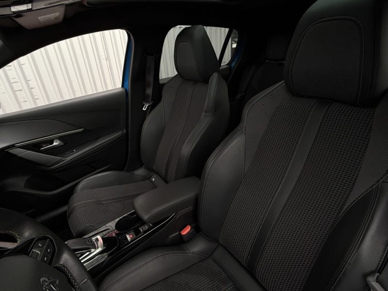 PEUGEOT 208 - 2 1.2 PURETECH 100CH S&S GT EAT8 2021