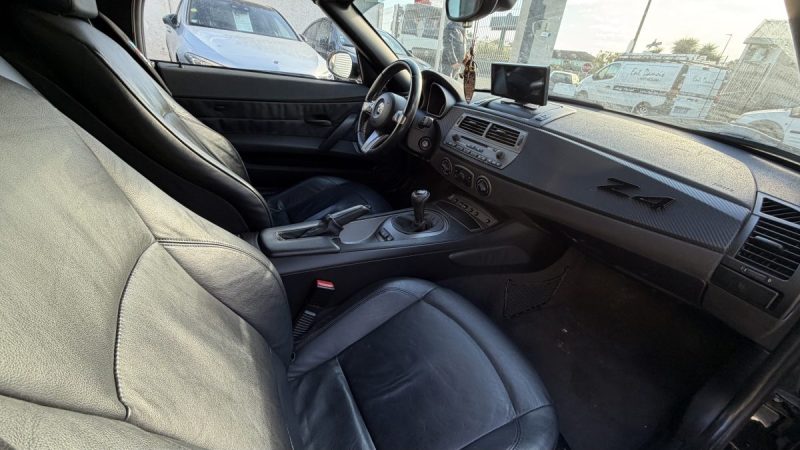 B.M.W. Z4 2.2I ROADSTER 