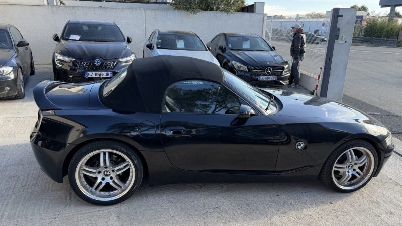B.M.W. Z4 2.2I ROADSTER 
