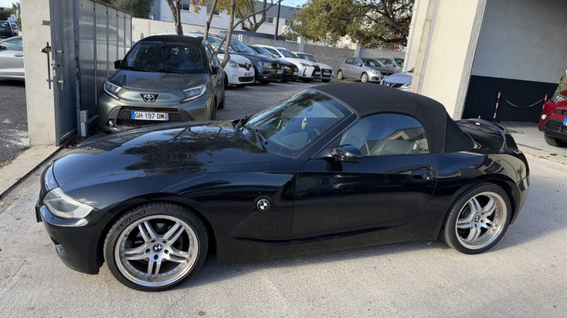 B.M.W. Z4 2.2I ROADSTER 