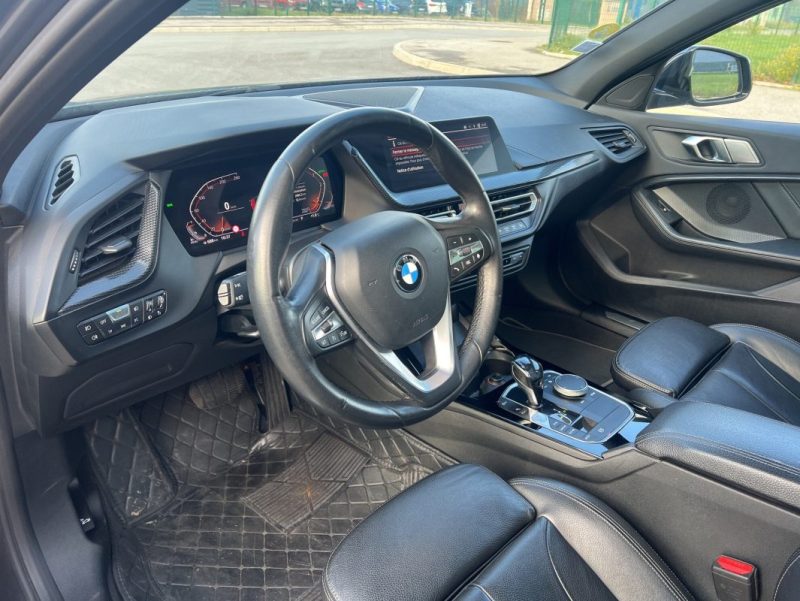 BMW SERIE 1 118D  F40 2.0 L 150 ch Toit ouvrant