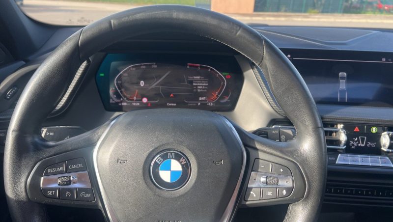 BMW SERIE 1 118D  F40 2.0 L 150 ch Toit ouvrant