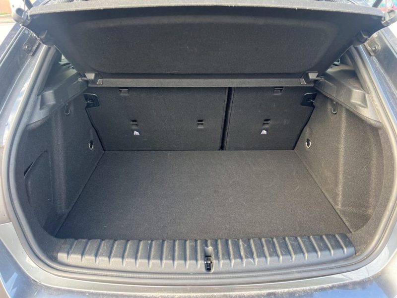 BMW SERIE 1 118D  F40 2.0 L 150 ch Toit ouvrant