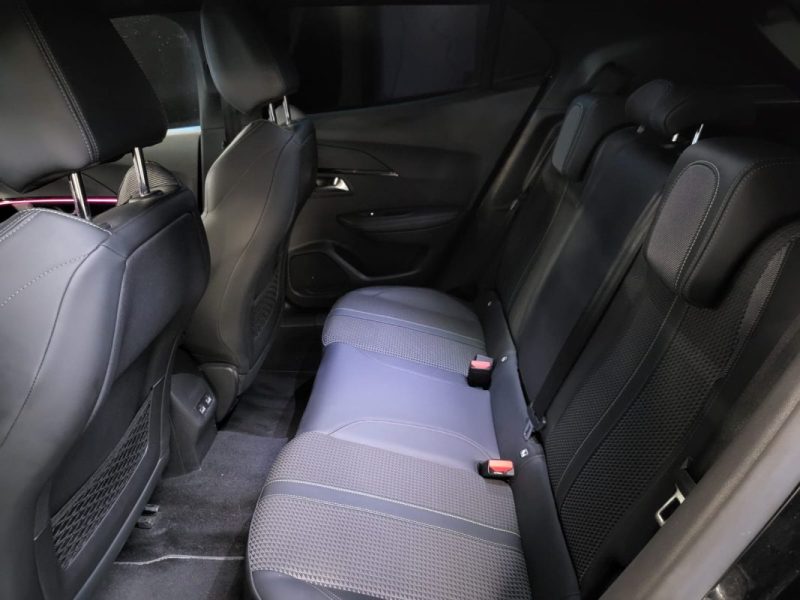 PEUGEOT 2008 1.2 PURETECH 130CH GT / PHARES DIRECTIONNELS + CONDUITE SEMI-AUTONOME / 