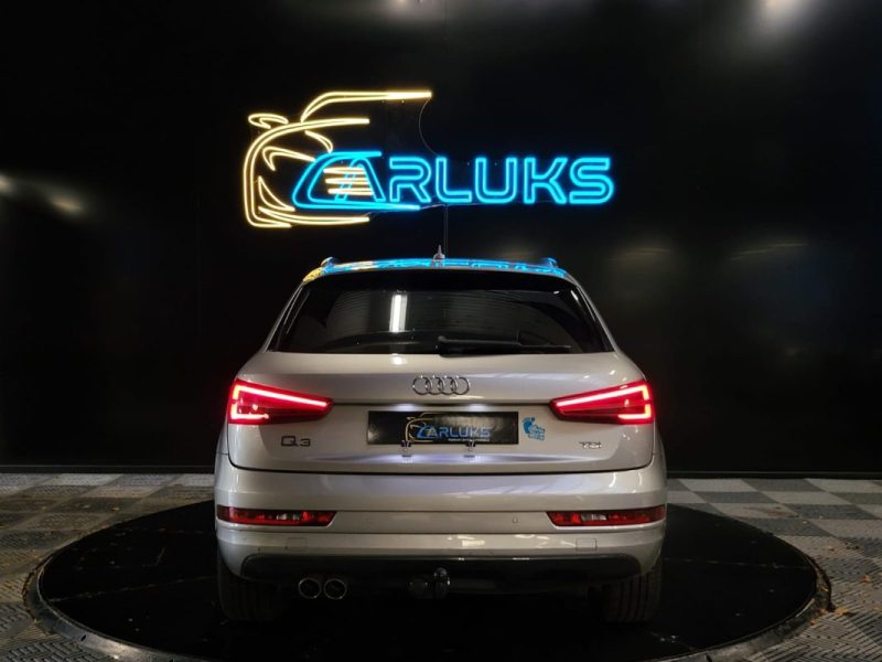 AUDI Q3 2.0 TDI 120CH S LINE / ATTELAGE + DRIVE SELECT /